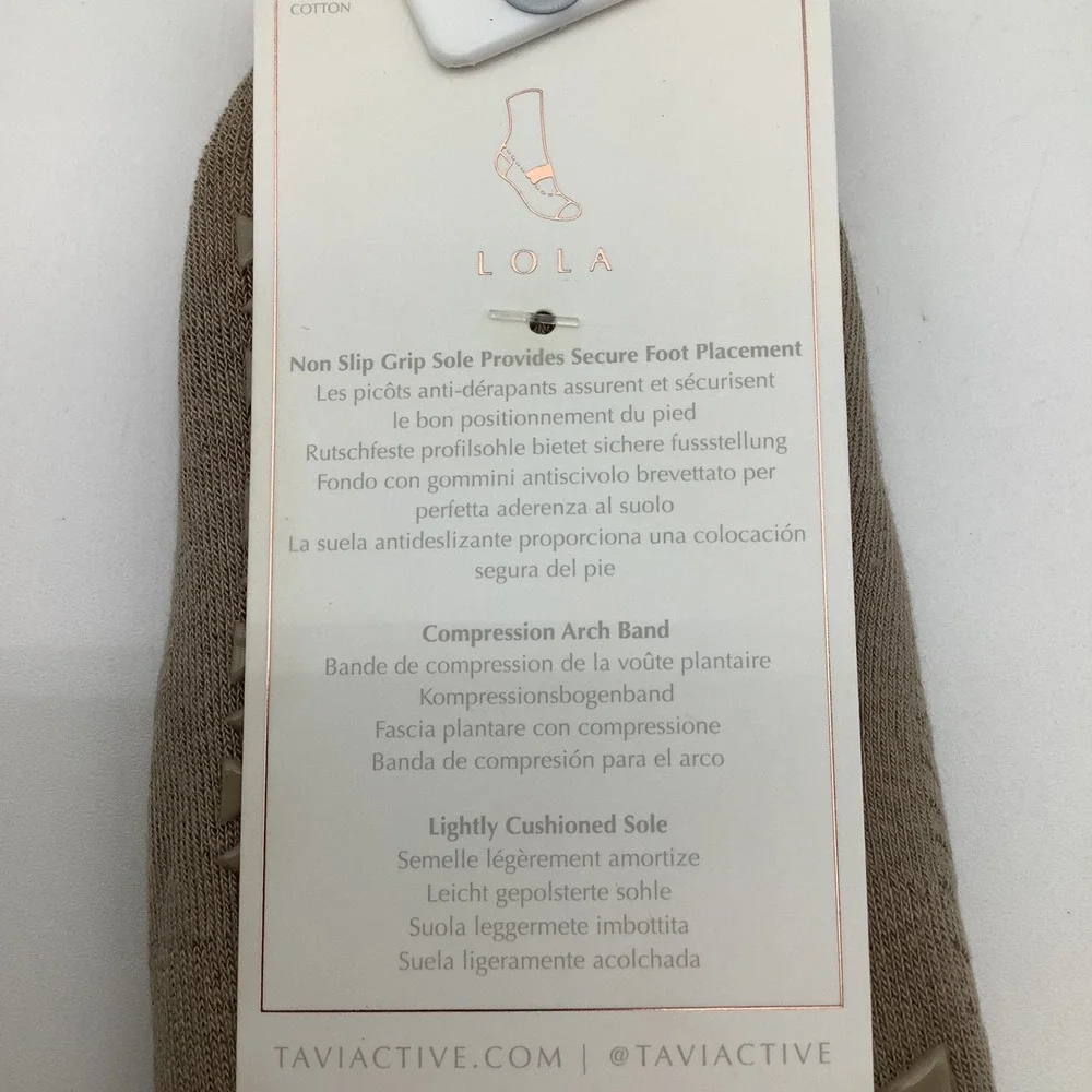 Tavi Grip Lola Socks Shitake Geo Womens Yoga‎ Pilates Barre Size Medium New